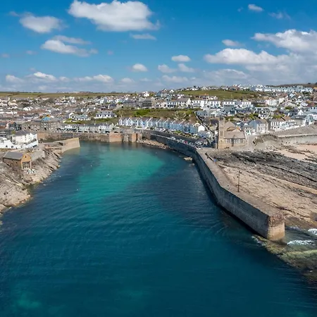 Porthleven Couette-café
